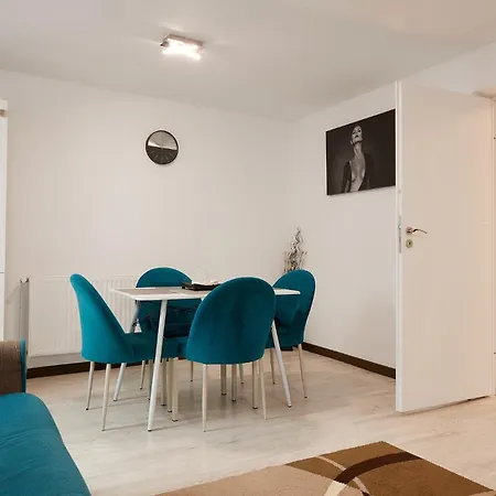 Giovi Apartment